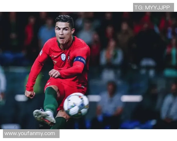 从少年梦想到绿茵传奇：一名足球运动员的职业生涯全程解析