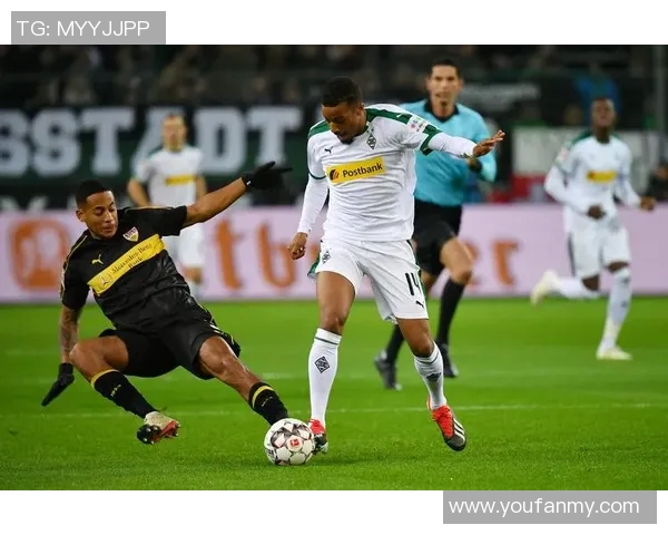 门兴格拉德巴赫对阵斯图加特精彩直播全程回顾与分析 门兴格拉德巴赫对阵斯图加特精彩直播全程回顾与分析